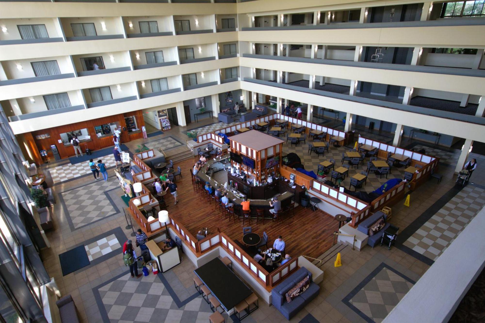 Atrium Hotel And Suites Dfw Airport Irving Exterior photo