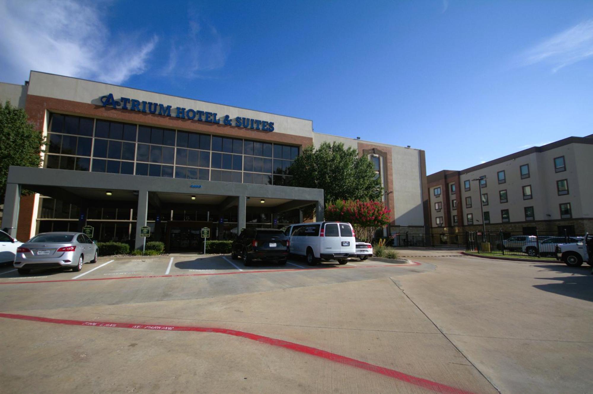 Atrium Hotel And Suites Dfw Airport Irving Exterior photo